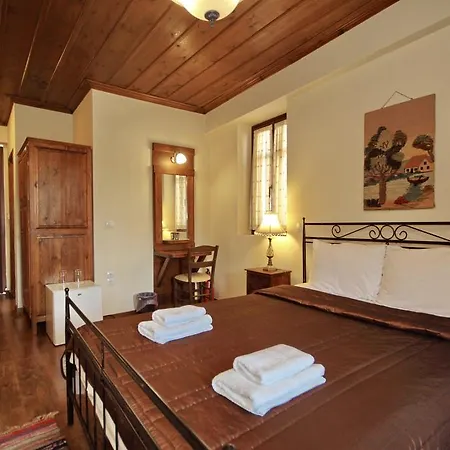 Thea Valtessinikou 3* Valtessiniko