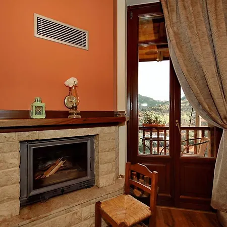 Thea Valtessinikou 3* Valtessiniko