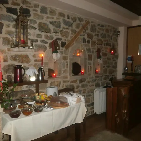 Thea Valtessinikou 3* Valtessiniko