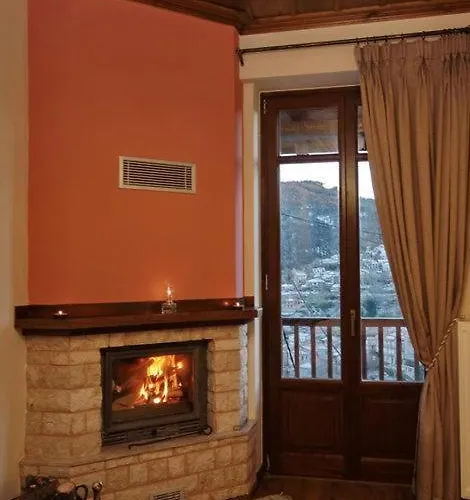 Gæstehus Thea Valtessinikou 3*