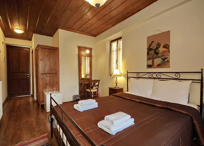 Thea Valtessinikou 3* Valtessiniko