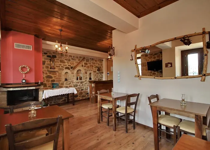 Thea Valtessinikou 3* Valtessiniko