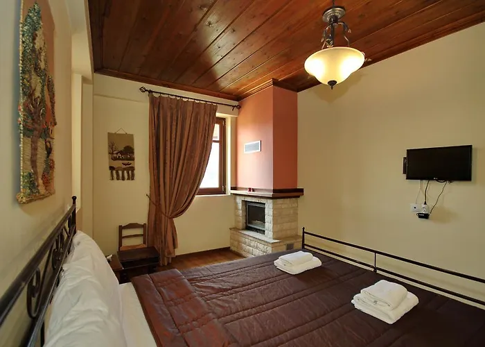 Thea Valtessinikou 3*